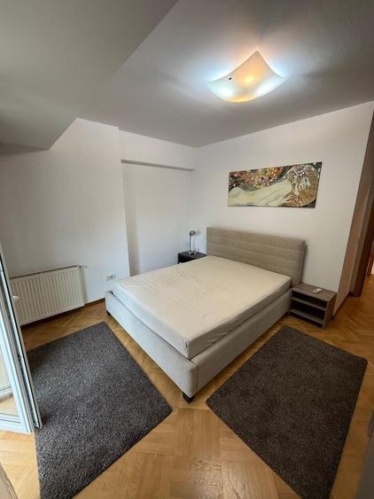 Apartament cu 3 camere decomandat, mobilat în Herăstrău