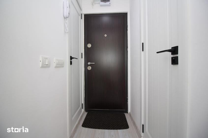 Trapezului, metrou 1 Decembrie, 4/4 cu lift, ca noua, totul nou - 2