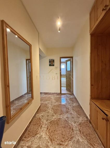 Apartament cu 3 camere în Zorilor