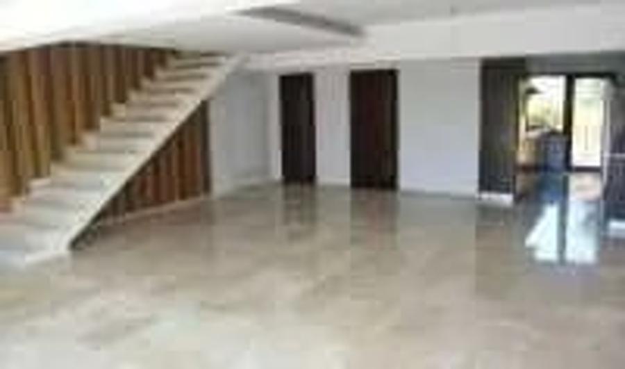 Casă individuală cu 4 camere cu Teren 400 Mp în Pipera