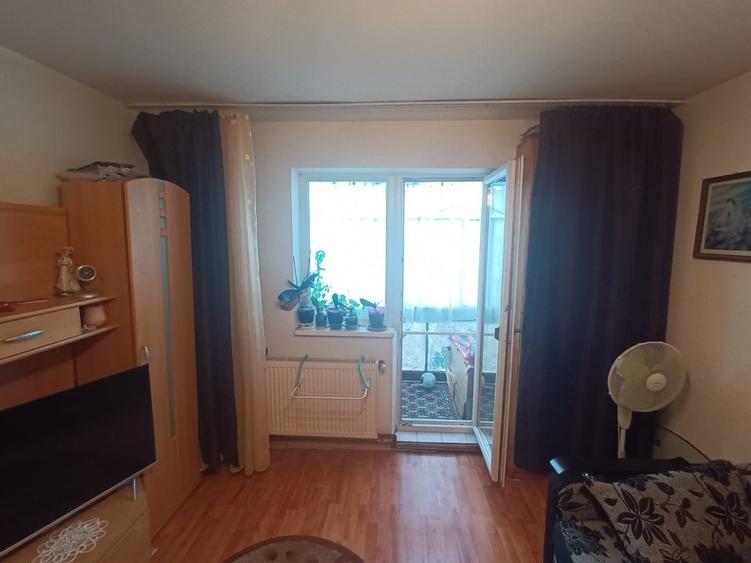 Apartament cu 2 camere semidecomandat în Nord