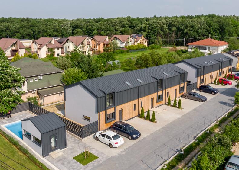 Duplex cu 4 camere cu Canalizare în Mogoșoaia