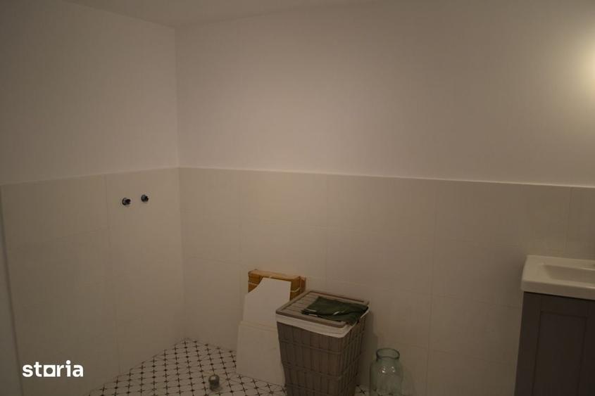Casă cu 1 camere cu Teren 305 Mp în Schei