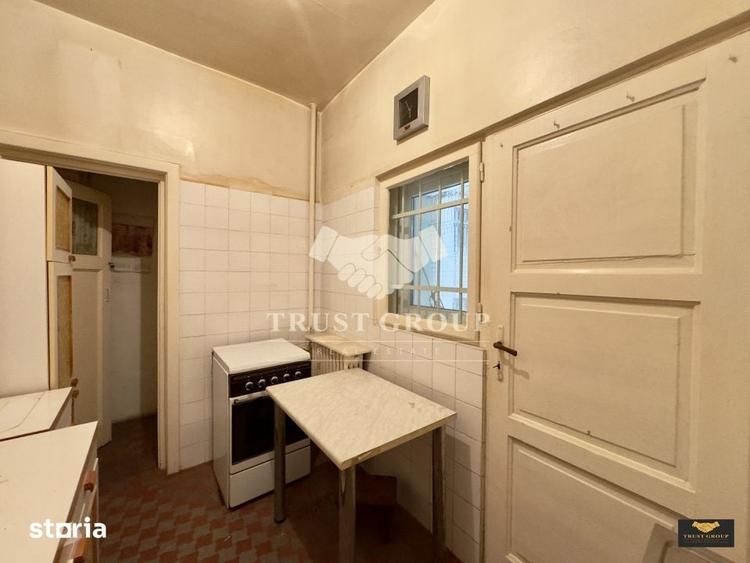 Apartament cu 2 camere semidecomandat în Cișmigiu