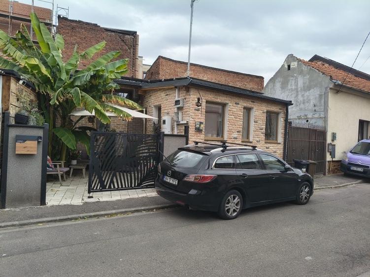 Casă cu 2 camere în Exterior Vest