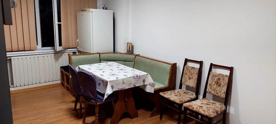 Apartament cu 2 camere decomandat în Vasile Aaron