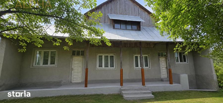 Casă cu 5 camere cu Teren 2320 Mp în Galații Bistriței