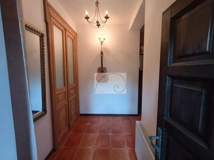 Duplex cu 6 camere cu Canalizare în Foișorul de Foc