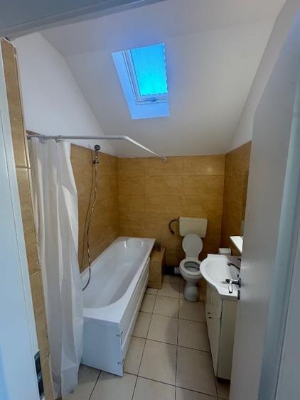 Apartament cu 3 camere, mobilat în Tomis Nord