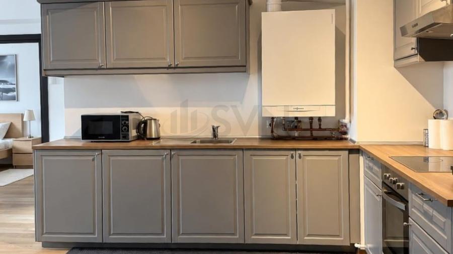 Apartament cu 2 camere semidecomandat, mobilat în Barbu Văcărescu