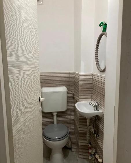 Apartament cu 4 camere semidecomandat, mobilat în Drumul Taberei