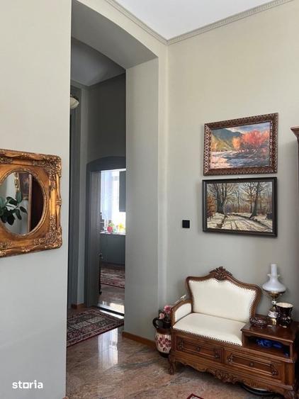 Casă cu 5 camere cu Teren 628 Mp în Titulescu