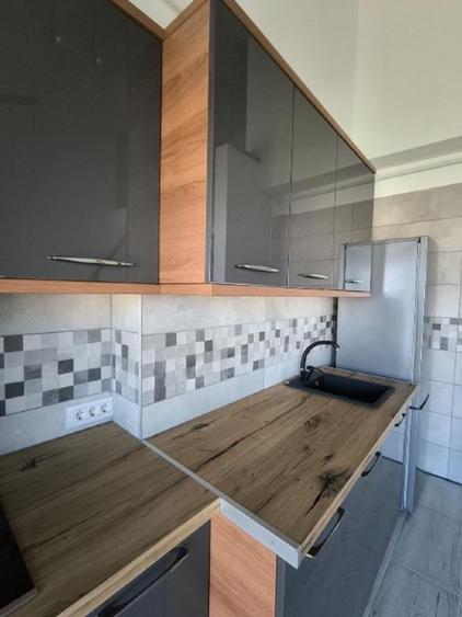 Apartament cu 2 camere decomandat, mobilat în Tomis Nord