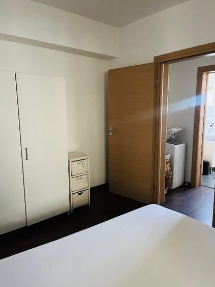 Apartament cu 2 camere semidecomandat, mobilat în Cișmigiu