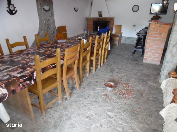 Casă cu 4 camere cu Teren 1700 Mp în Călugareni