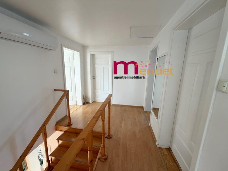 Casă cu 4 camere cu Garaj în Ultracentral