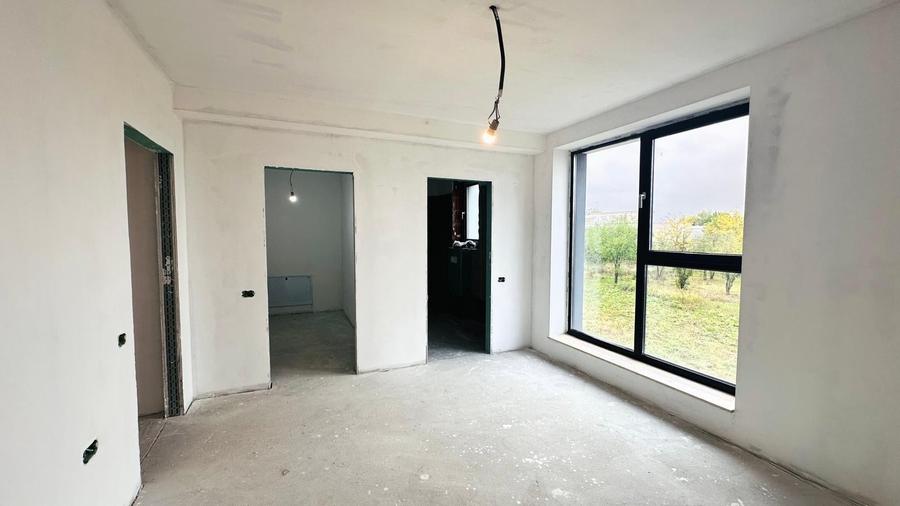 Duplex cu 3 camere cu Canalizare în Chitila