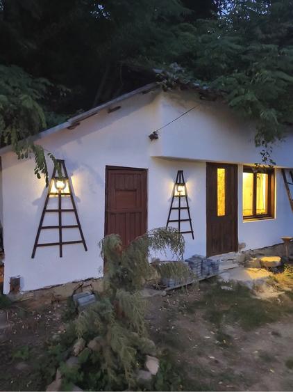 Casă cu 1 camere cu Teren 800 Mp în Muscel