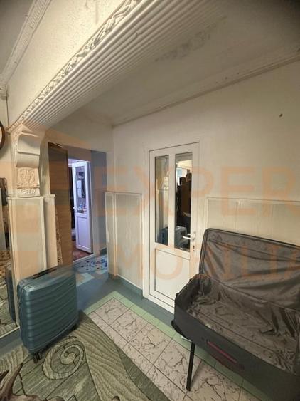 Apartament cu 4 camere decomandat, mobilat în Inel II