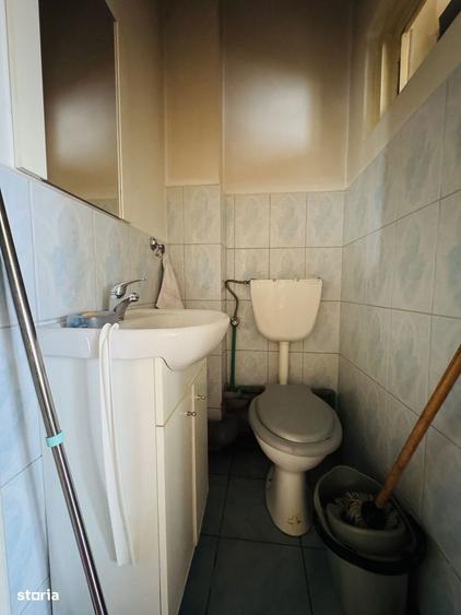Apartament cu 3 camere în Tineretului