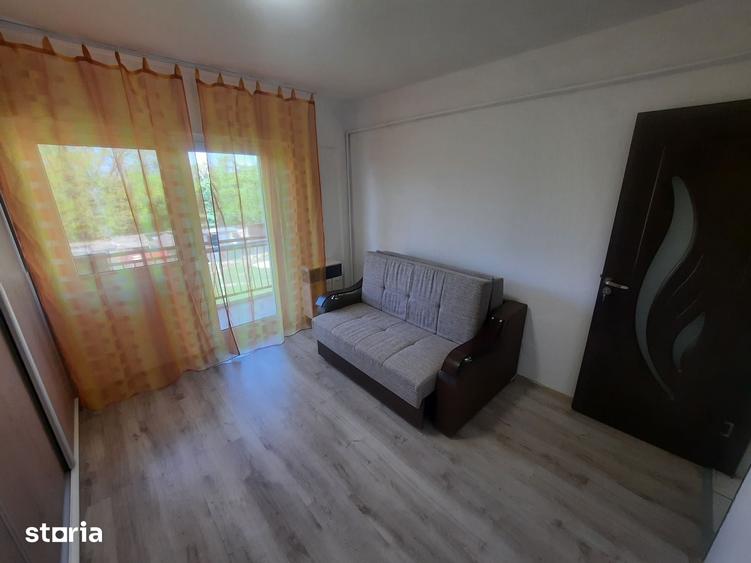 Apartament cu 2 camere decomandat în Micro 15
