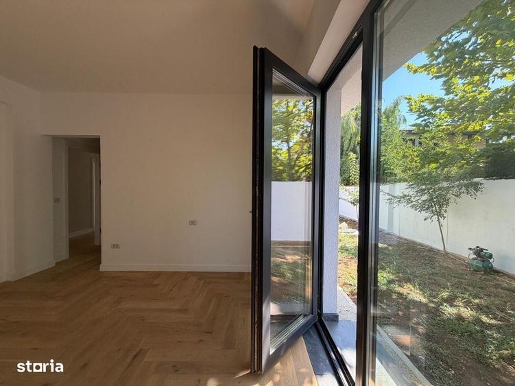 Casă cu 4 camere în Corbeanca