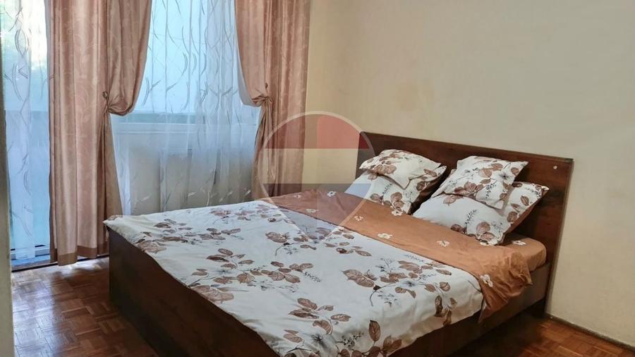 Apartament cu 2 camere semidecomandat în Decebal