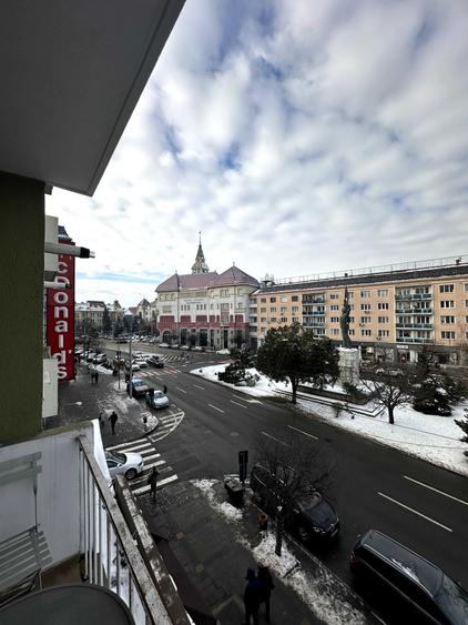 Apartament cu 2 camere decomandat în Ultracentral