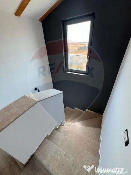 Casă cu 5 camere cu Teren 450 Mp în Nord
