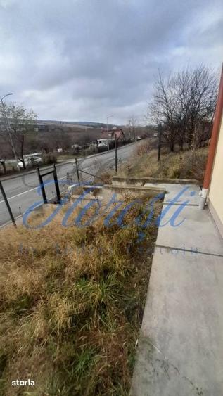 Casă cu 6 camere cu Teren 837 Mp în Nord