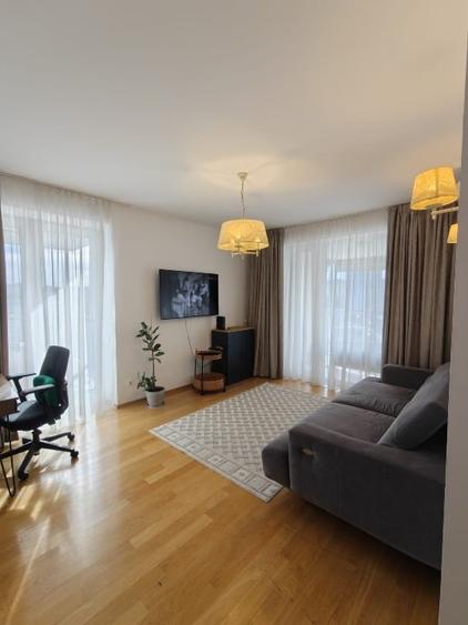Apartament cu 2 camere semidecomandat, mobilat în Doamna Ghica