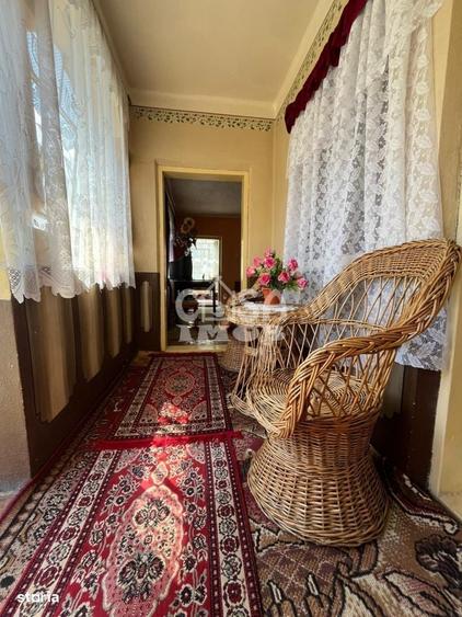 Casă cu 4 camere în Căprioru