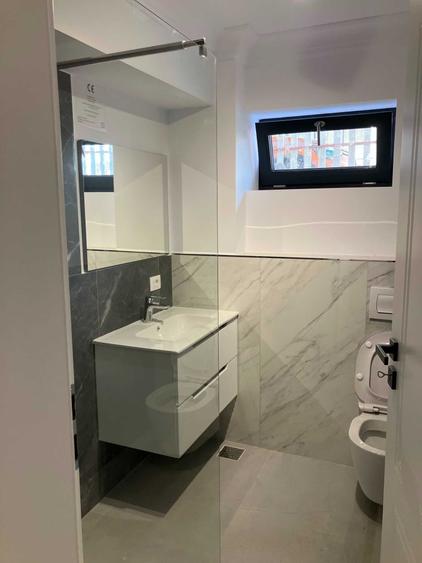 Apartament cu 2 camere decomandat în Valea Adâncă