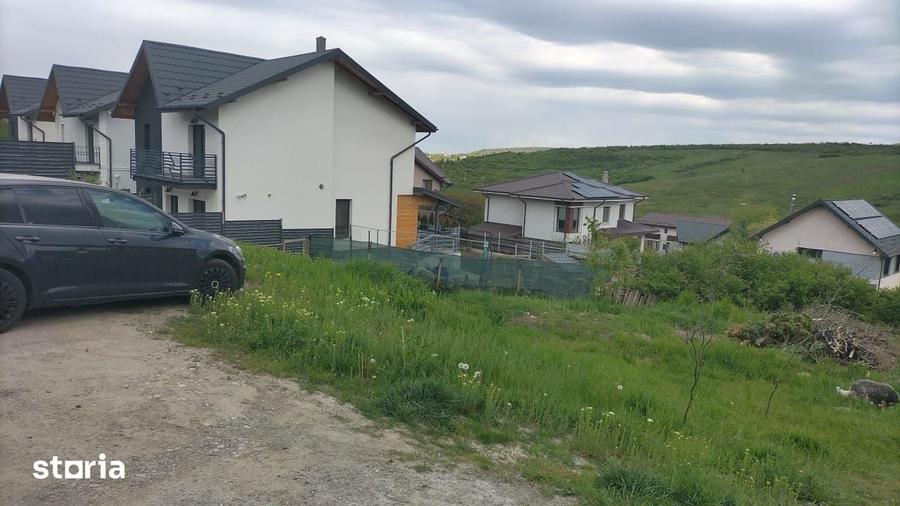 Teren de 755 mp, în Bârnova