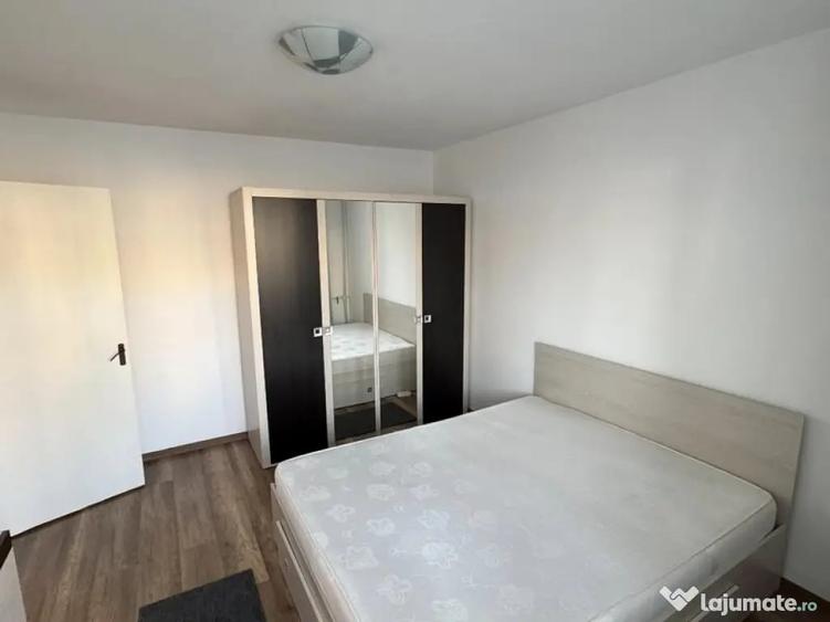 Apartament cu 3 camere decomandat în Militari