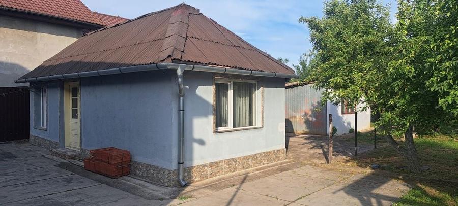 Casă cu 3 camere în Nădab