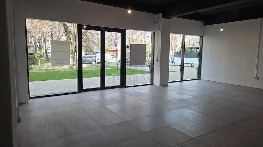 Spațiu comercial, de 79 mp, în Lipovei