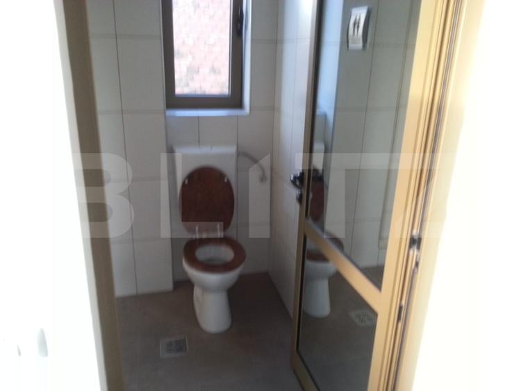 Birou, de 75 mp, în Calea Dumbrăvii
