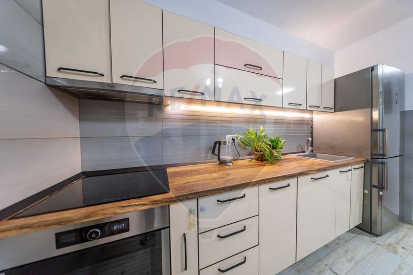 Apartament cu 3 camere decomandat, mobilat în Micălaca