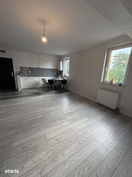 Apartament cu 3 camere decomandat în Orașul Vechi