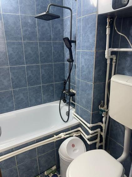 Garsonieră decomandată, mobilată în Calea București