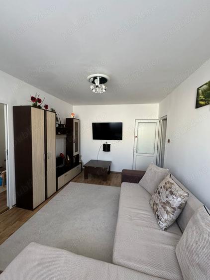 Apartament cu 2 camere nedecomandat în Câmpina