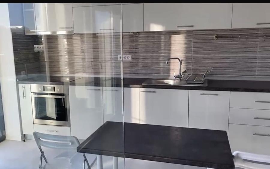 Apartament cu 2 camere semidecomandat, mobilat în Bucureștii Noi