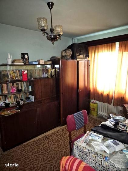 Apartament cu 3 camere decomandat în Zorilor