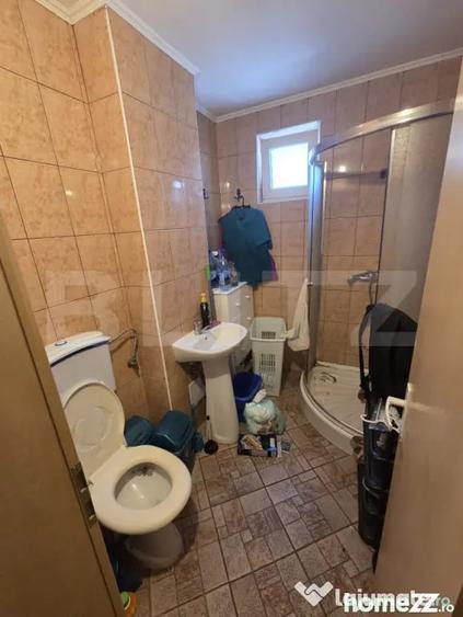 Apartament cu 3 camere decomandat în Dumbrava 2