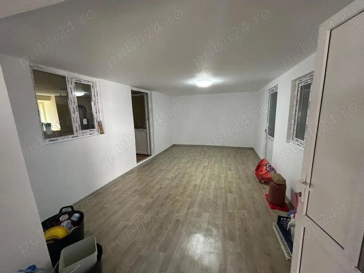 Casă cu 6 camere în Măgura