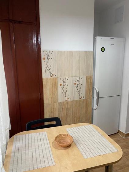 Inchiriez apt. 1 camera,str. Nasaud, Cluj-Napoca, 330 eur - 1