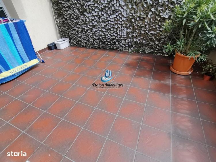 Apartament cu 2 camere decomandat în 1 Mai