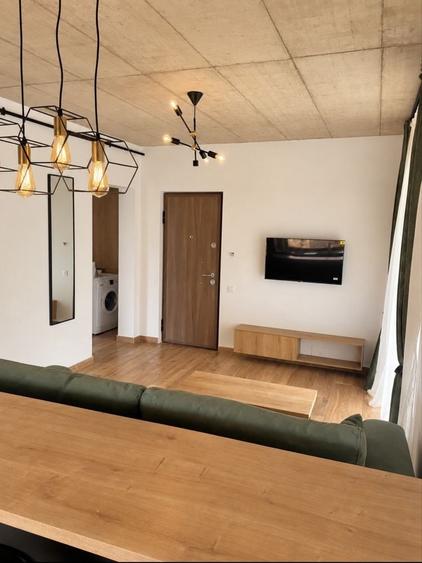 Apartament cu 2 camere decomandat în Central