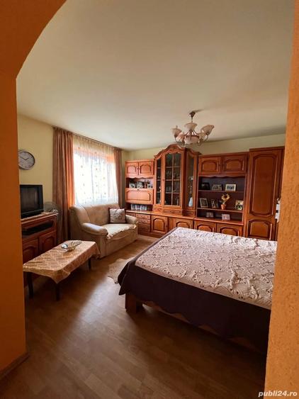 Casă cu 3 camere cu Teren 1890 Mp în Vâlcele